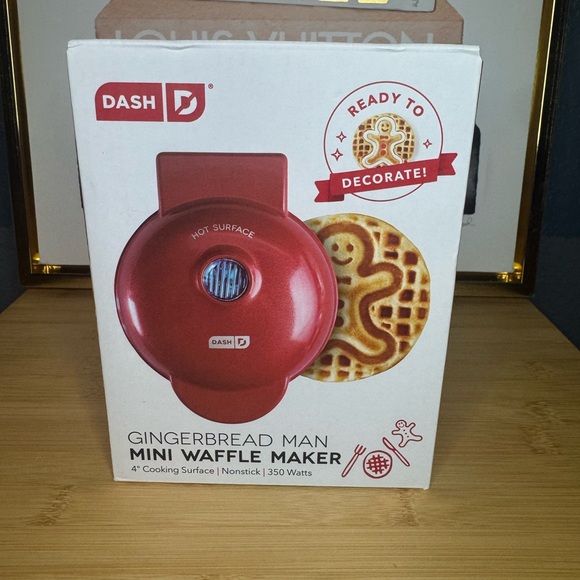 Dash Red Mini Waffle Maker - Picture 1 of 3